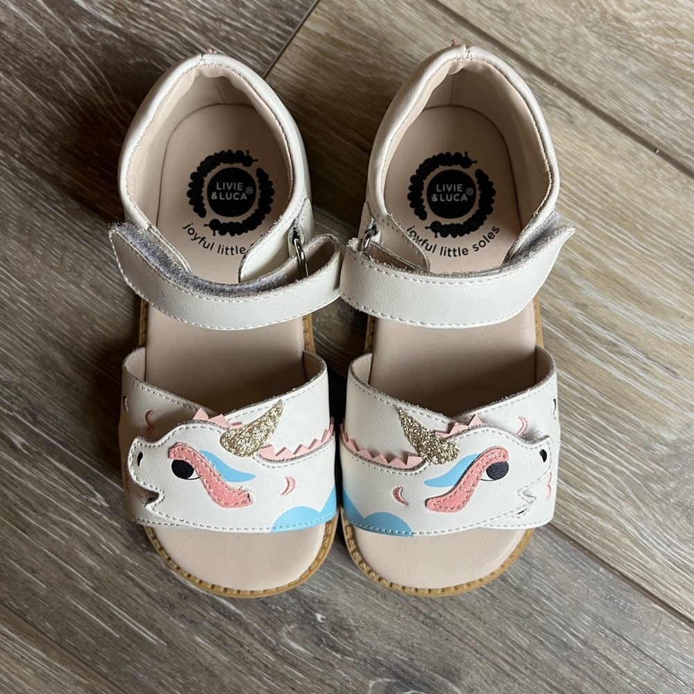 Brand New Livie & Luca Sandals size 13